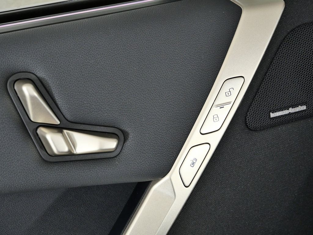 Thumbnail: 2025 BMW iX - 41