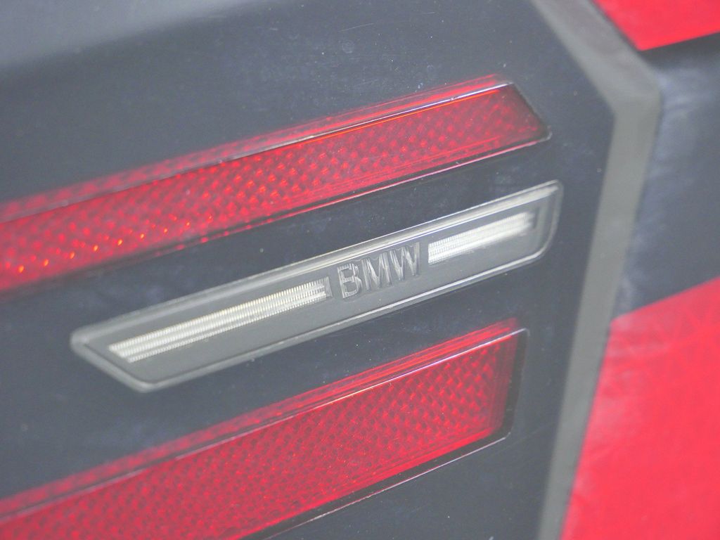 Thumbnail: 2026 BMW X5 - 18
