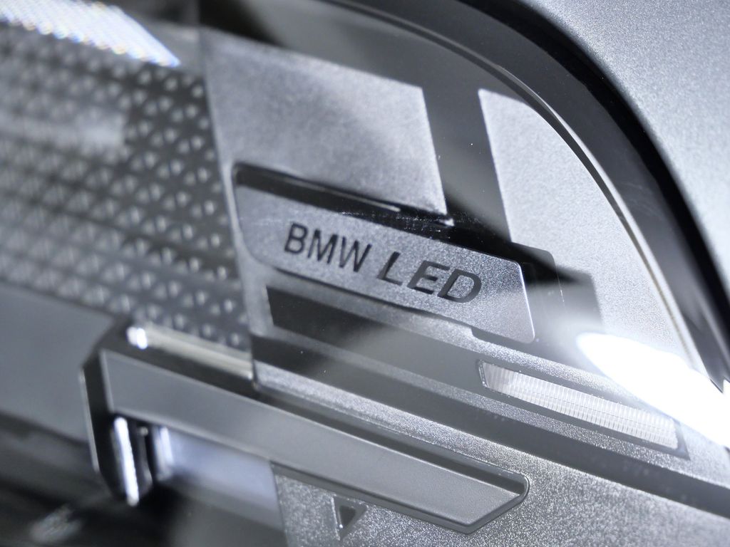 Thumbnail: 2026 BMW X5 - 4