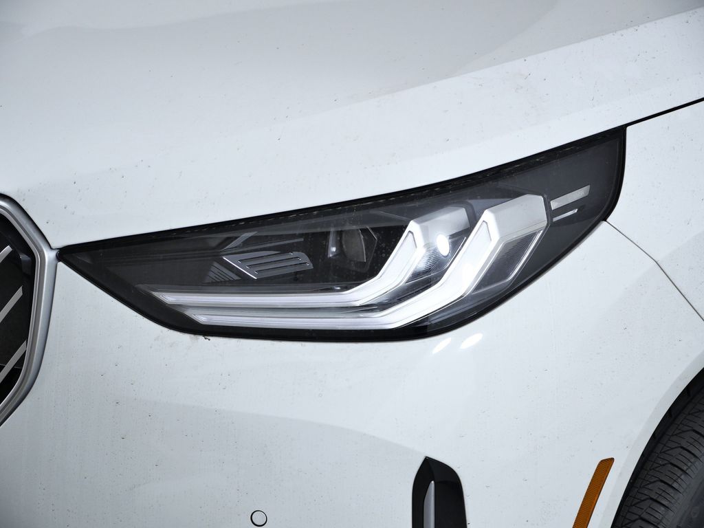 Thumbnail: 2026 BMW X3 - 3