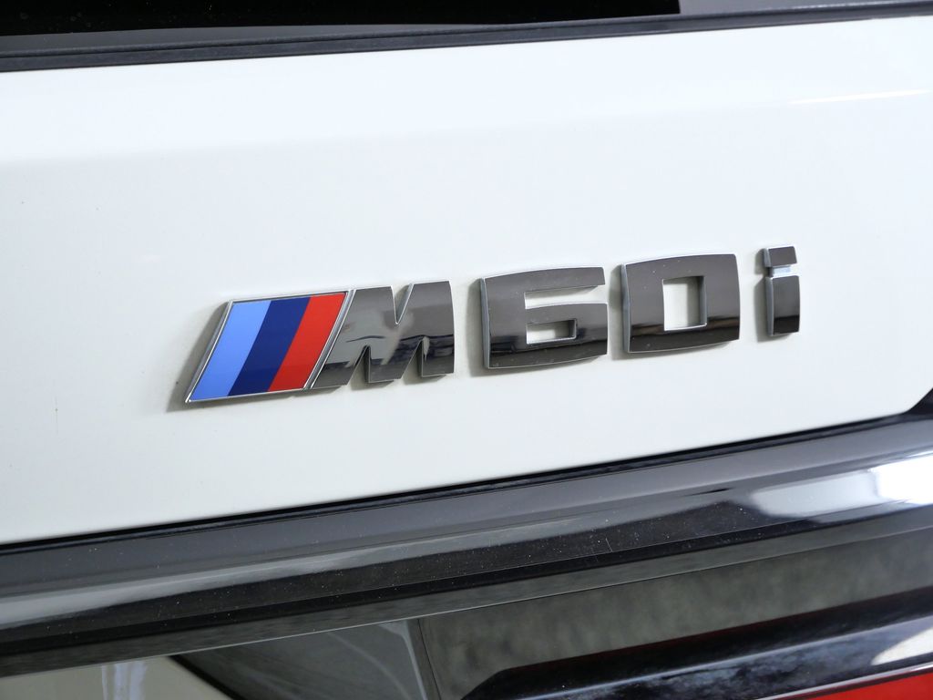 Thumbnail: 2024 BMW X7 - 15