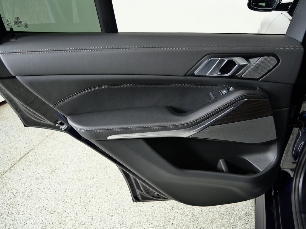 Thumbnail: 2026 BMW X5 - 31