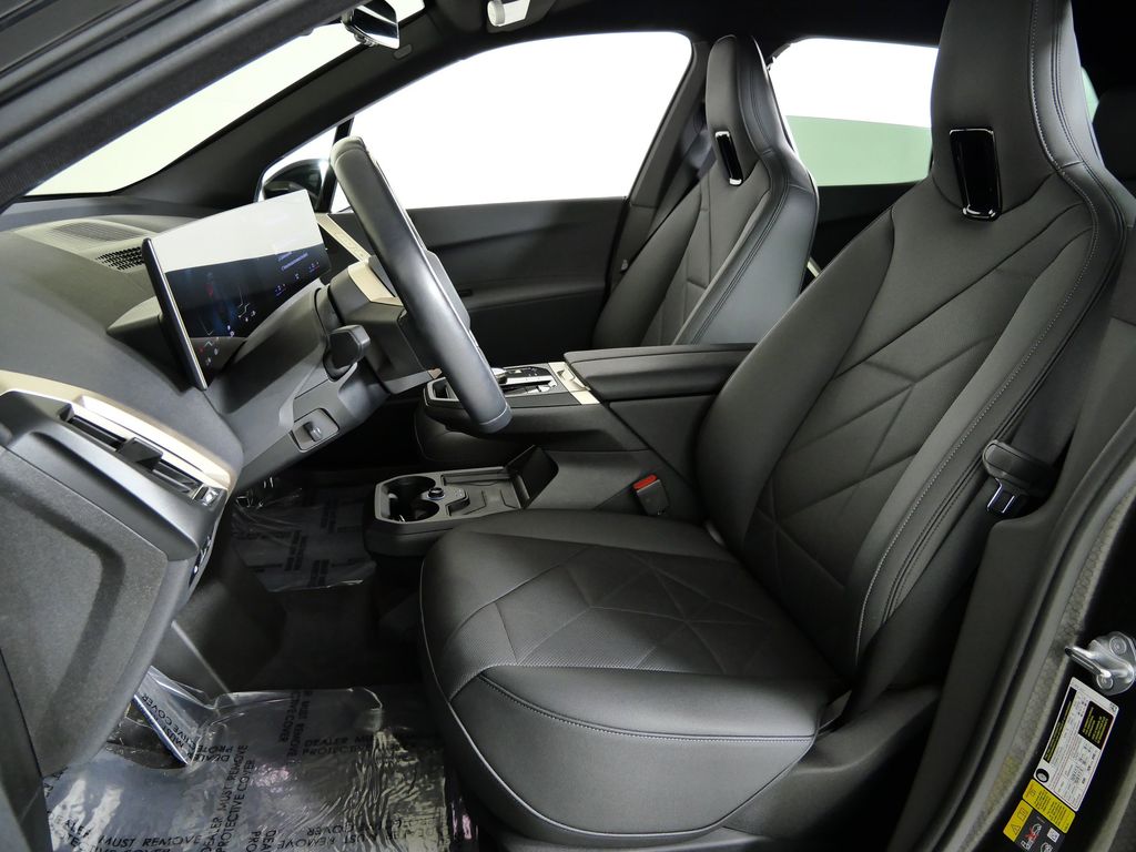 Thumbnail: 2023 BMW iX - 39