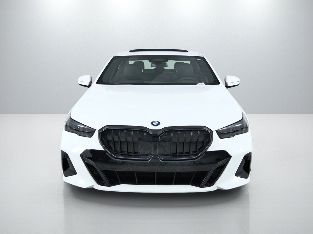 Thumbnail: 2026 BMW 5 Series - 2
