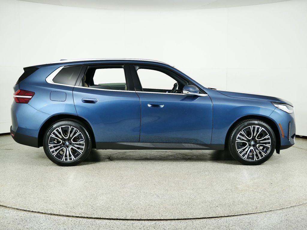 Thumbnail: 2025 BMW X3 - 9