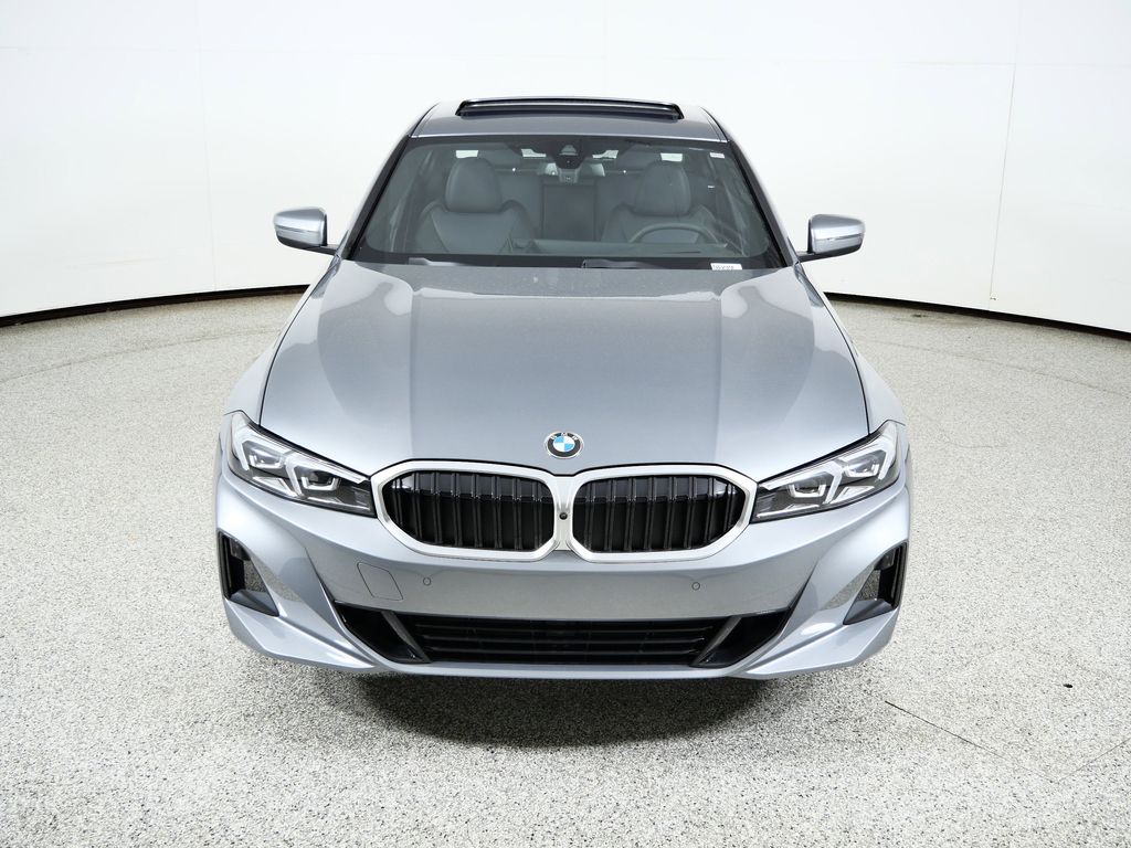 Thumbnail: 2026 BMW 3 Series - 16