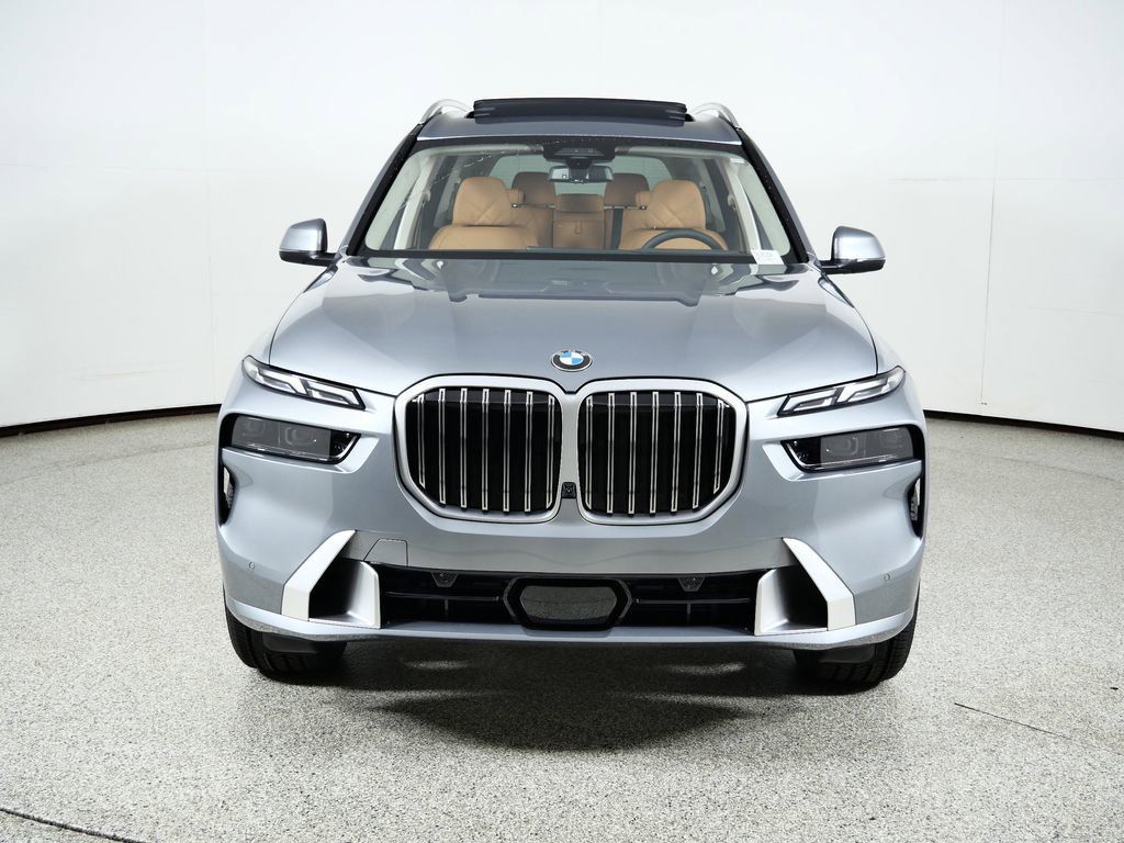 Thumbnail: 2026 BMW X7 - 4