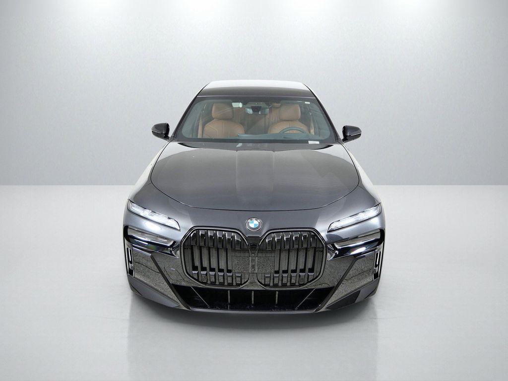 Thumbnail: 2026 BMW 7 Series - 16