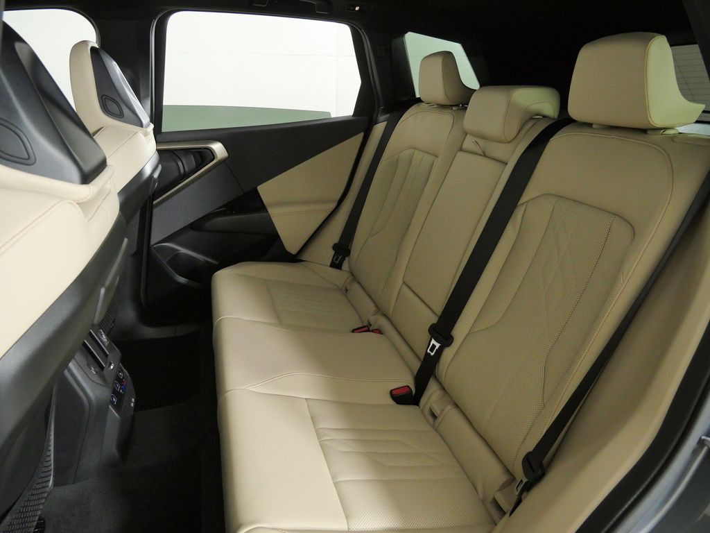 Thumbnail: 2025 BMW X3 - 35
