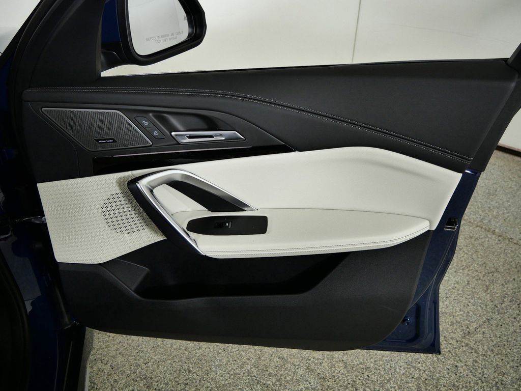 Thumbnail: 2026 BMW X1 - 19