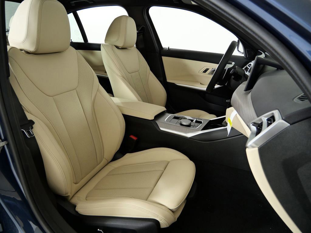 Thumbnail: 2026 BMW 3 Series - 22