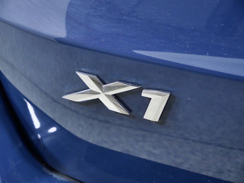 Thumbnail: 2026 BMW X1 - 15