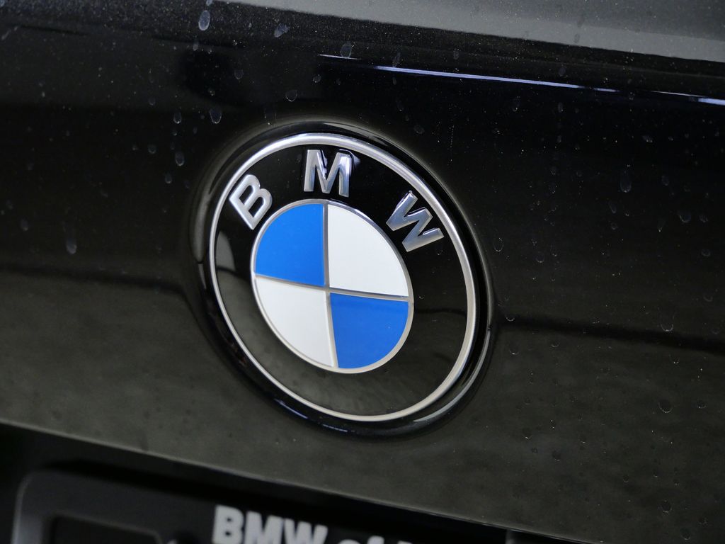 Thumbnail: 2026 BMW X5 - 11