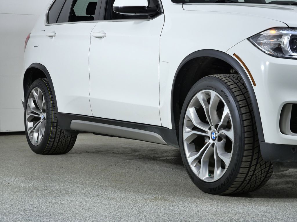 Thumbnail: 2017 BMW X5 - 7