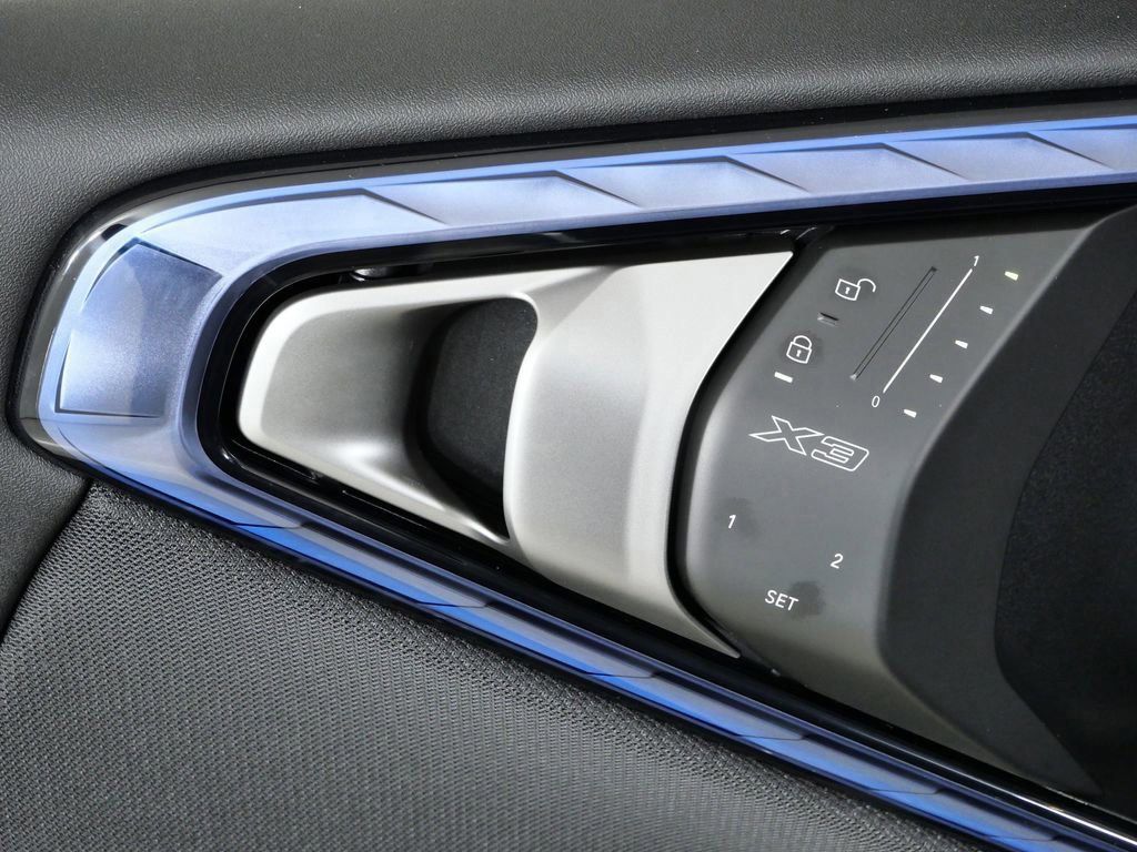 Thumbnail: 2026 BMW X3 - 37
