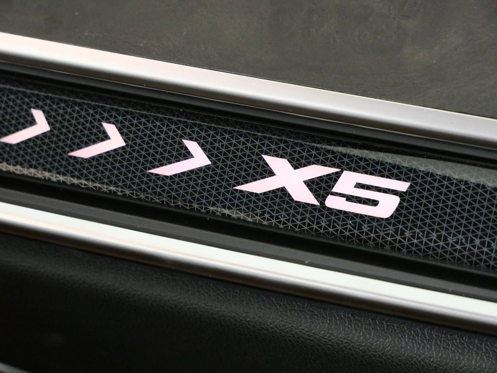 Thumbnail: 2026 BMW X5 - 26