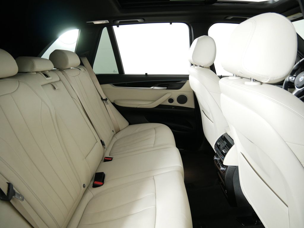 2016 BMW X5 xDrive35i 25
