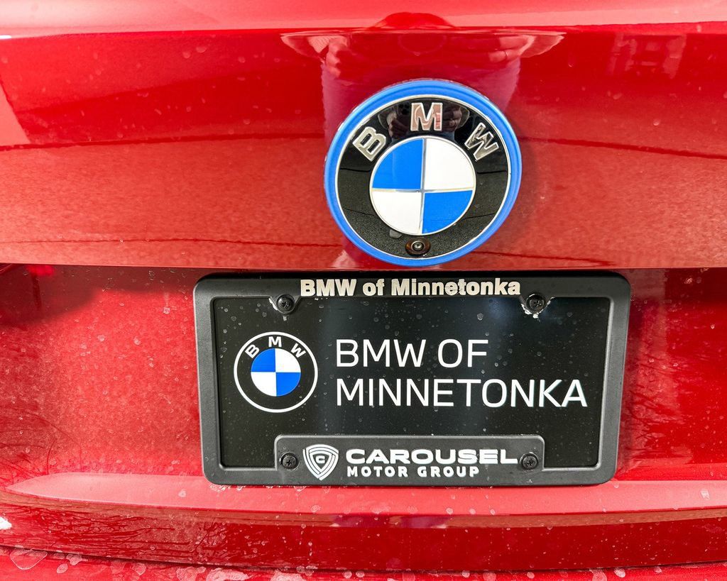 Thumbnail: 2025 BMW i4 - 15