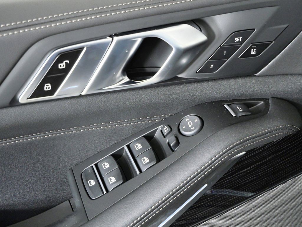 Thumbnail: 2026 BMW X5 - 37