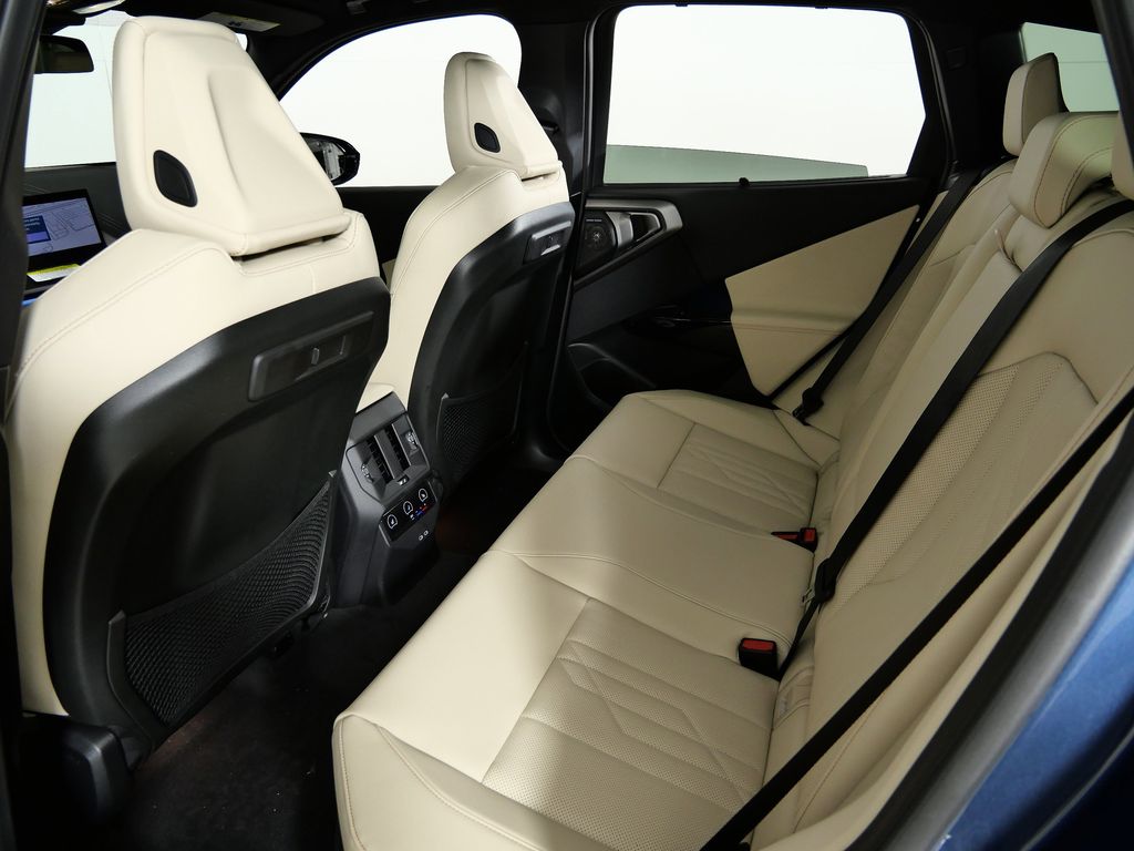 Thumbnail: 2026 BMW X3 - 31