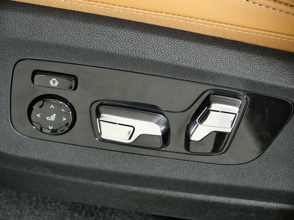 Thumbnail: 2026 BMW X5 - 39