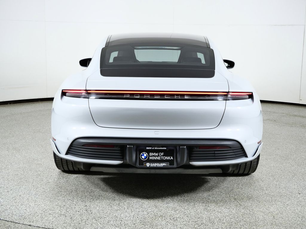 Thumbnail: 2024 Porsche Taycan - 11