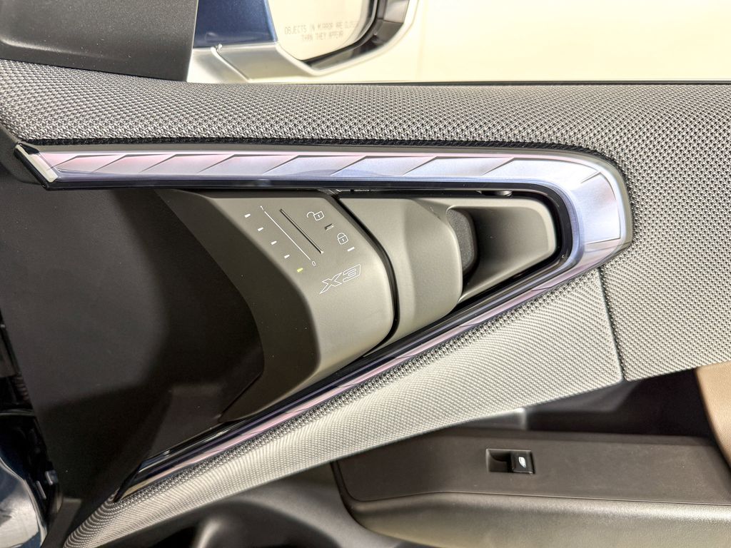 Thumbnail: 2025 BMW X3 - 22