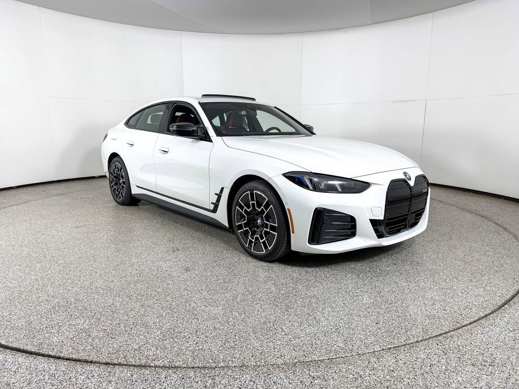 Thumbnail: 2025 BMW i4 - 6