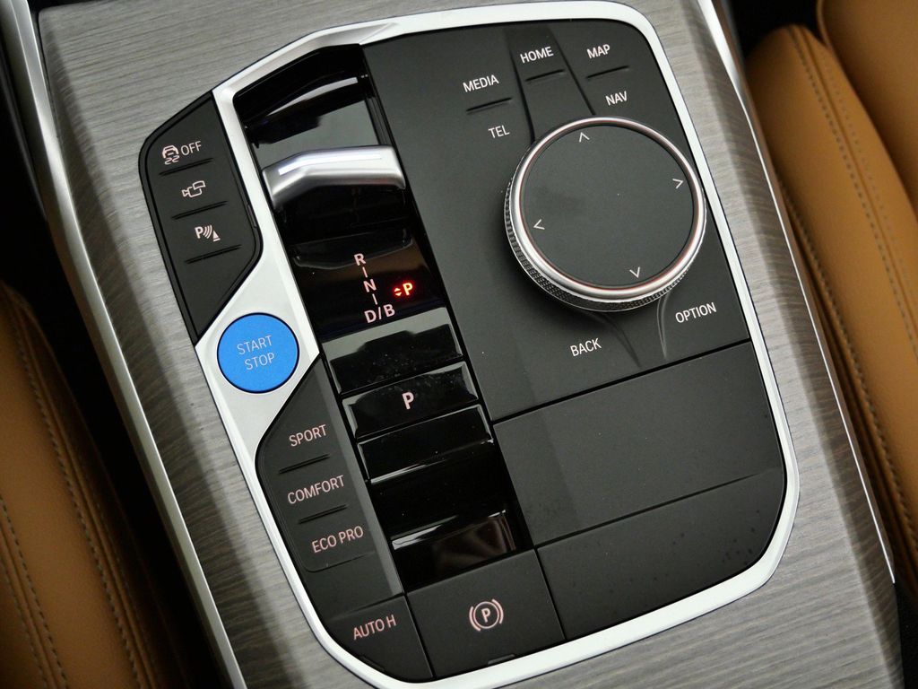 Thumbnail: 2026 BMW i4 - 48