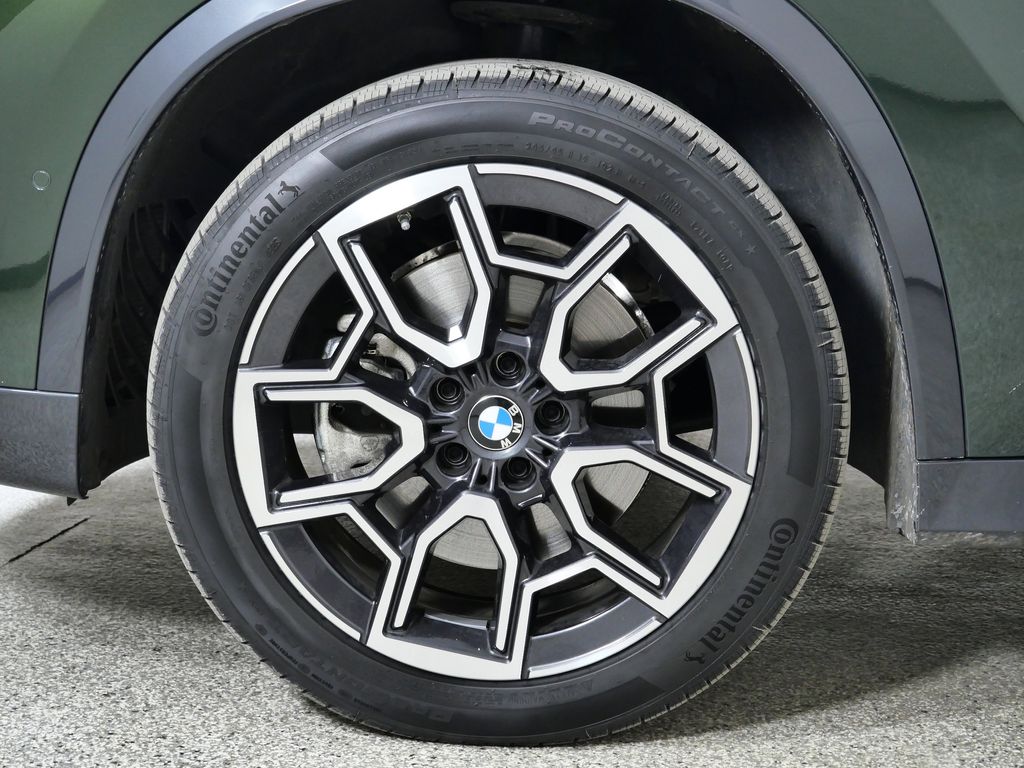 Thumbnail: 2025 BMW X1 - 21