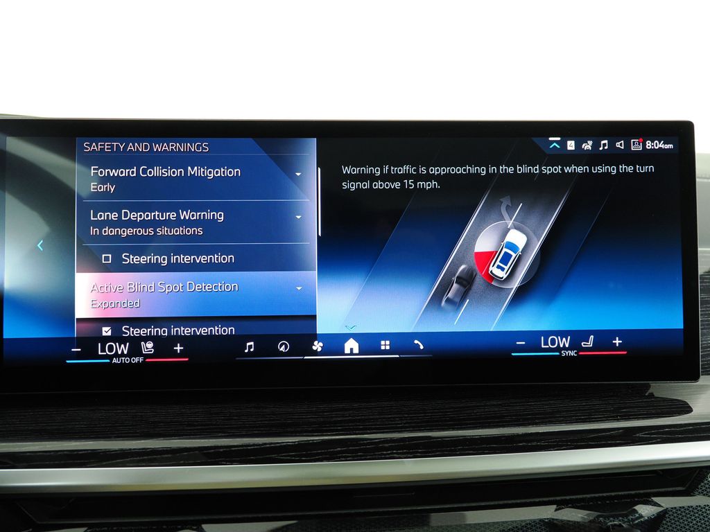 Thumbnail: 2026 BMW X7 - 44