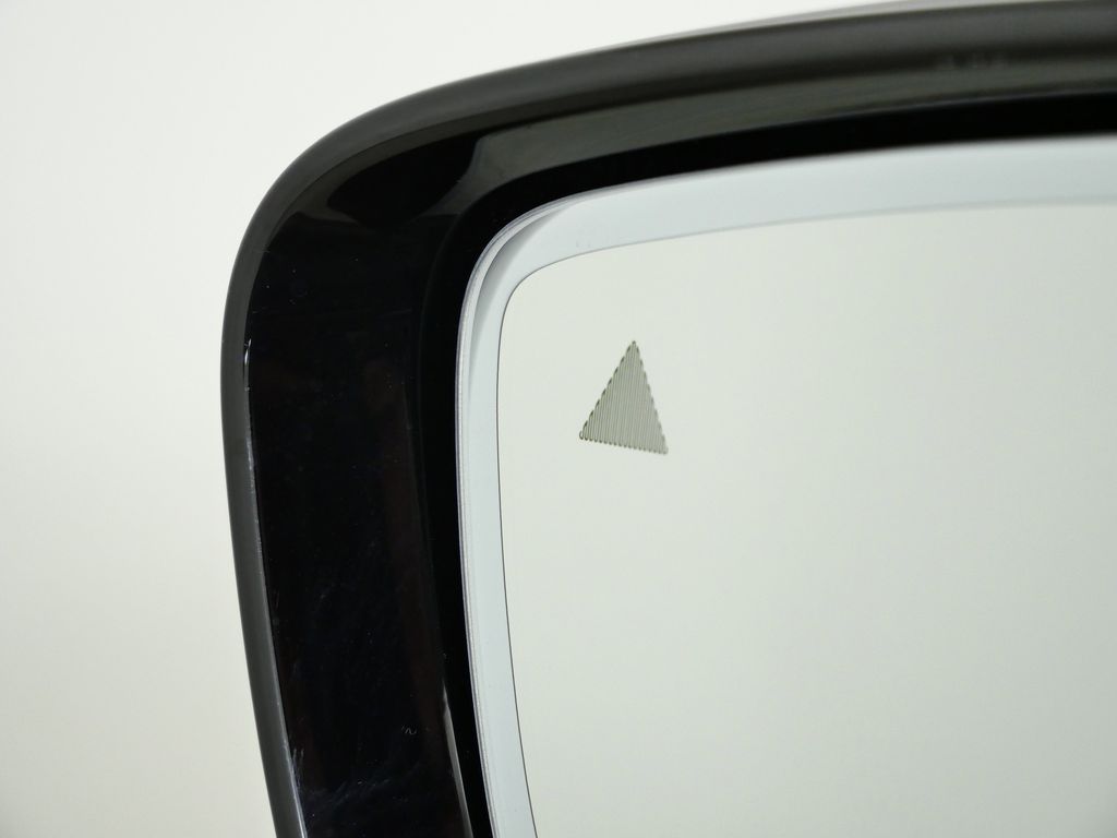 Thumbnail: 2026 BMW 8 Series - 37