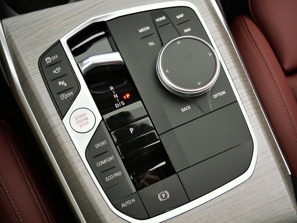 Thumbnail: 2026 BMW 3 Series - 47