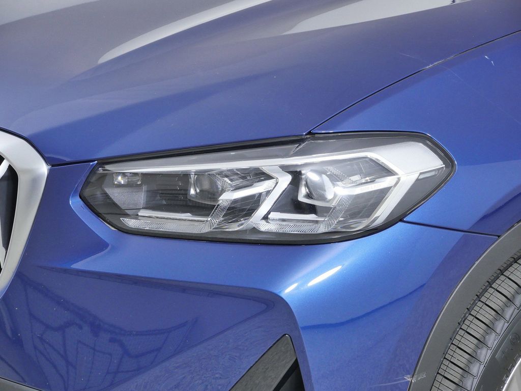 Thumbnail: 2022 BMW X3 - 4