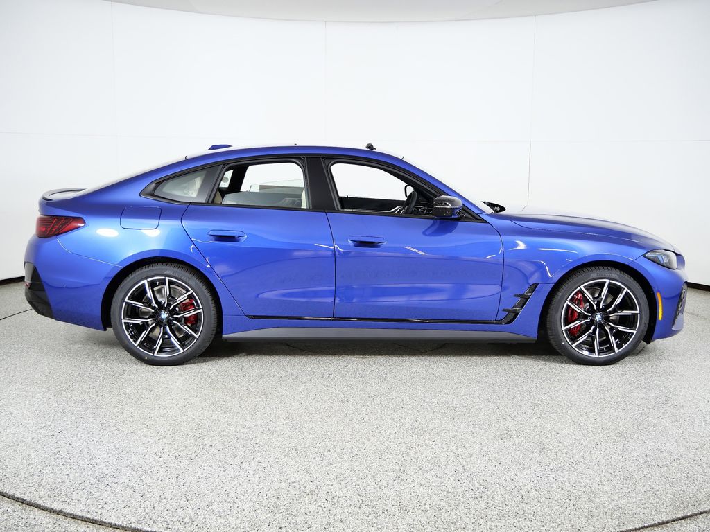 Thumbnail: 2025 BMW i4 - 8