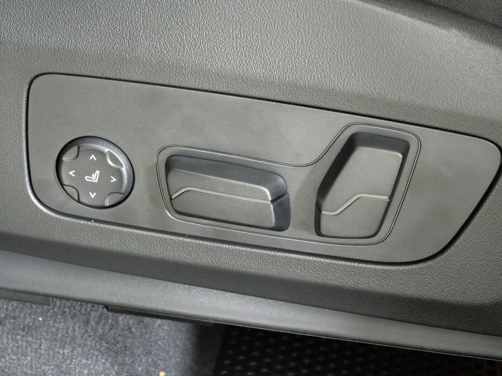 Thumbnail: 2026 BMW X1 - 38