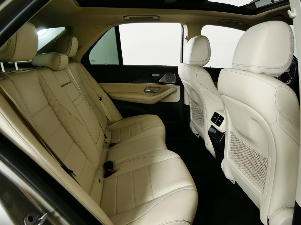 Thumbnail: 2021 Mercedes-Benz GLE - 24