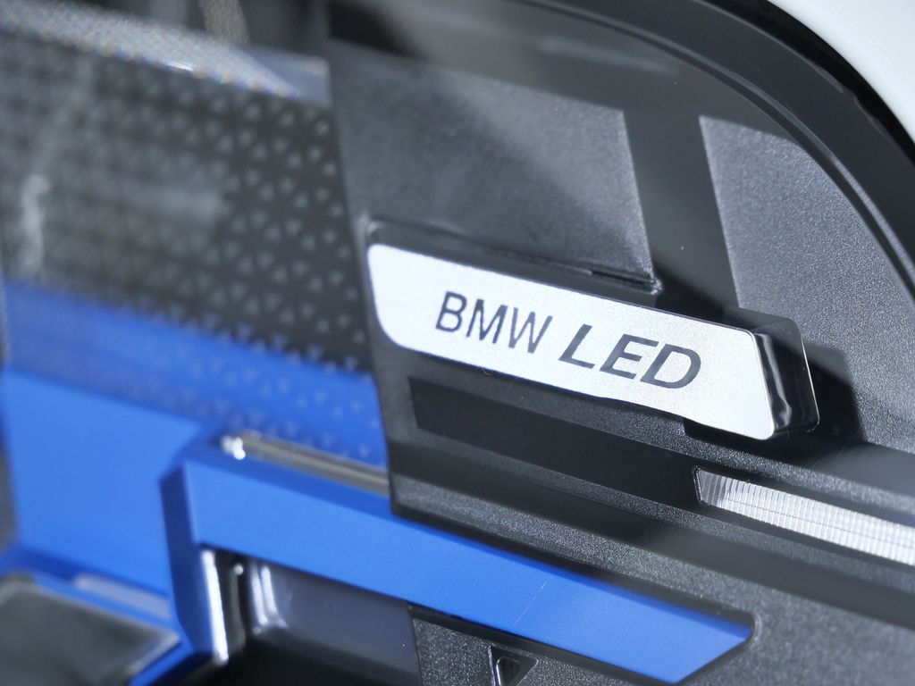 Thumbnail: 2026 BMW X5 - 5