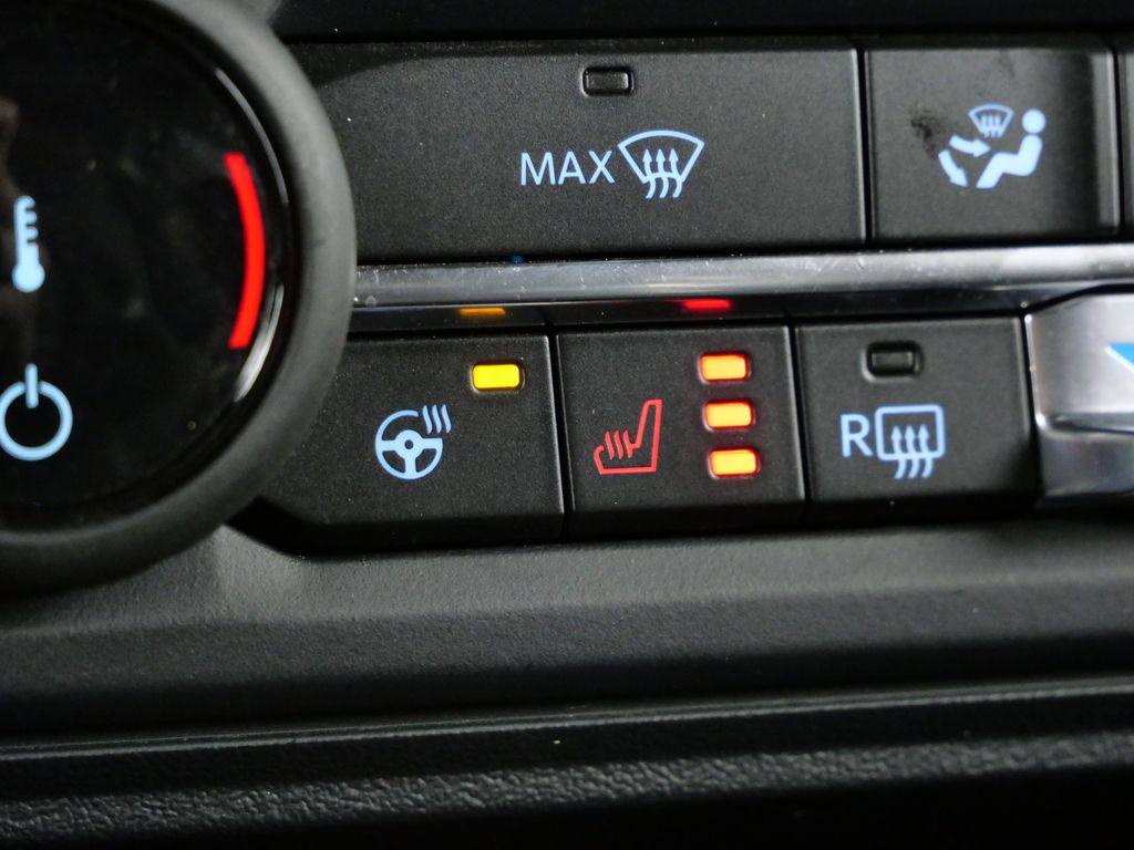 Thumbnail: 2022 Ford Bronco - 45