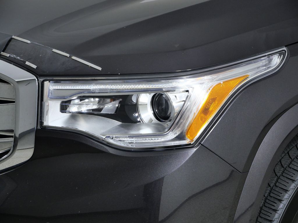 Thumbnail: 2017 GMC Acadia - 4