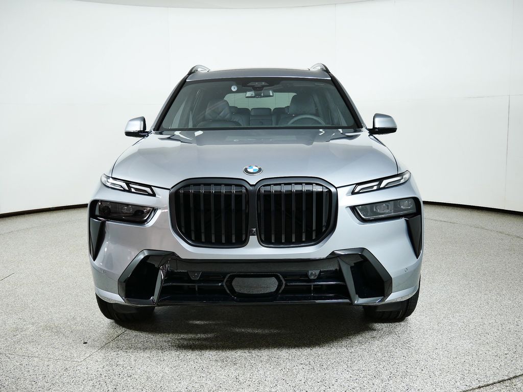 Thumbnail: 2026 BMW X7 - 4