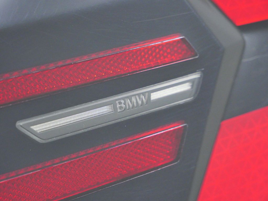 Thumbnail: 2026 BMW X5 - 18