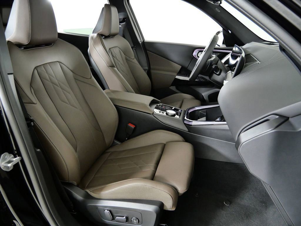 Thumbnail: 2026 BMW X3 - 23