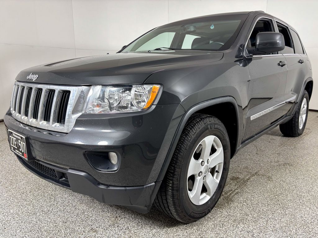 Thumbnail: 2011 Jeep Grand Cherokee - 5