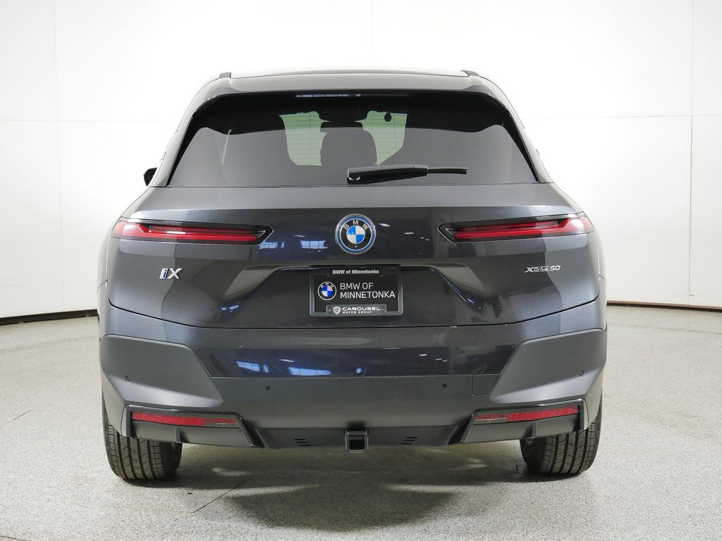 Thumbnail: 2023 BMW iX - 12