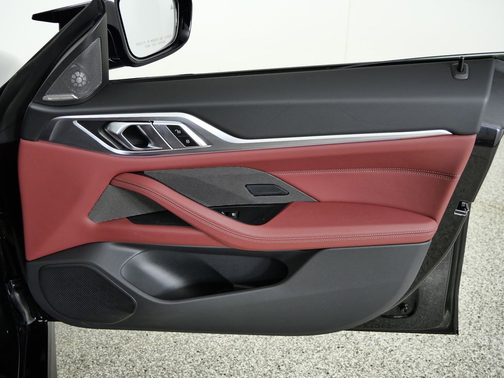 Thumbnail: 2025 BMW i4 - 23