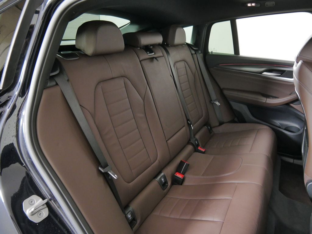 Thumbnail: 2023 BMW X4 - 31
