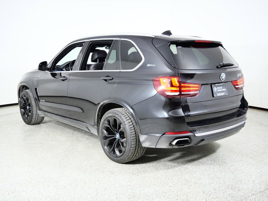 Thumbnail: 2018 BMW X5 - 15