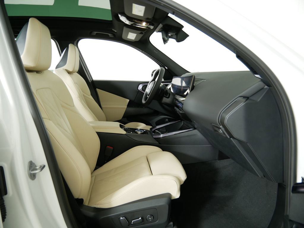 Thumbnail: 2025 BMW X3 - 22