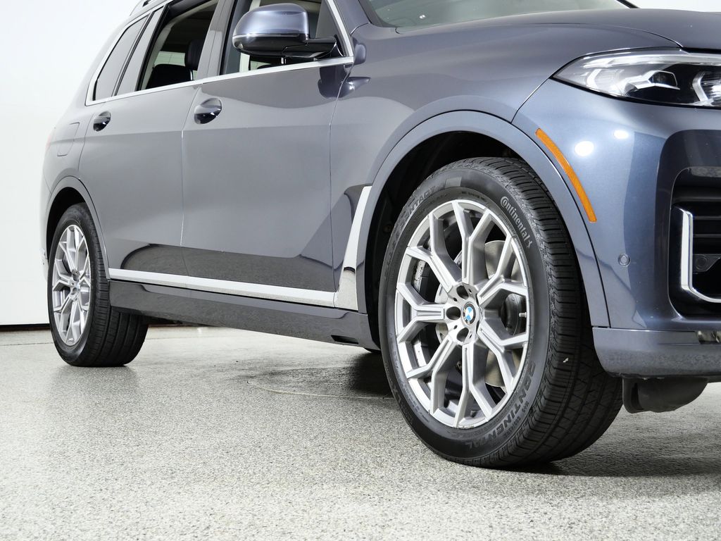 Thumbnail: 2019 BMW X7 - 7